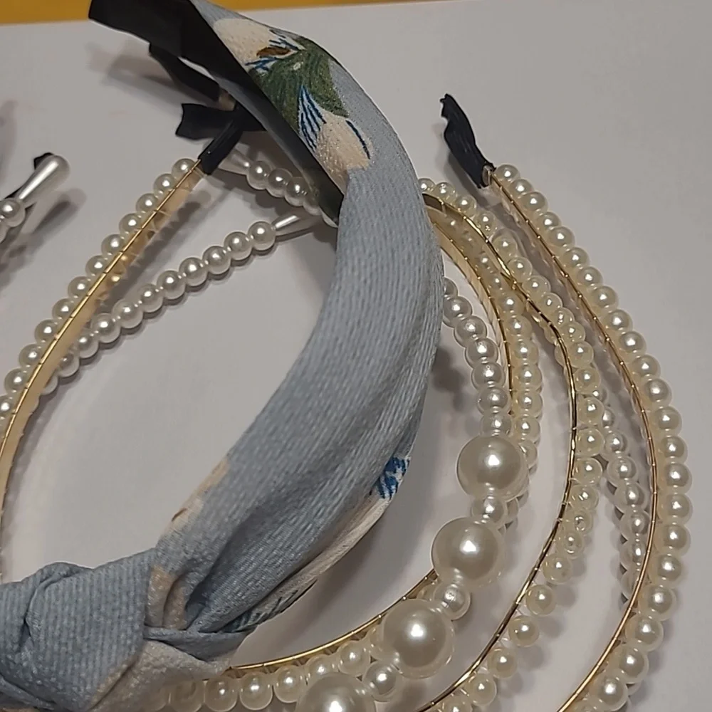 5 Elegant Pearl and 1 Floral Fabric Headbands - Picture 3 of 4